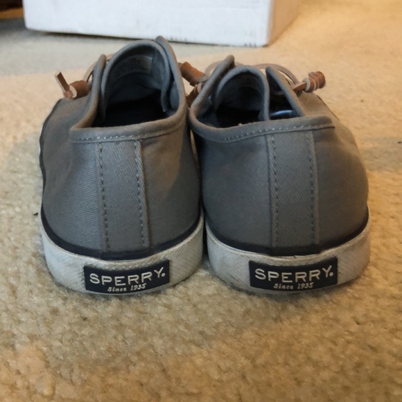 Grey Sperry shoes size 7 - Picture 4 of 5
